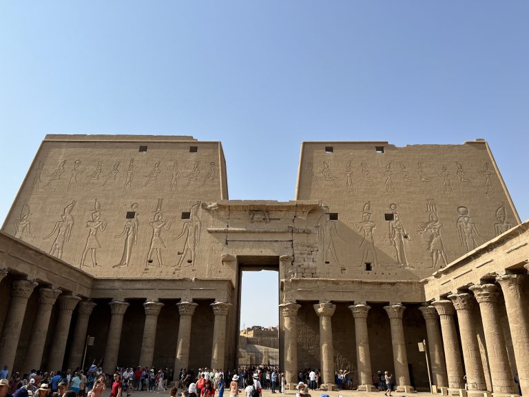 Interior - Templo de Edfu