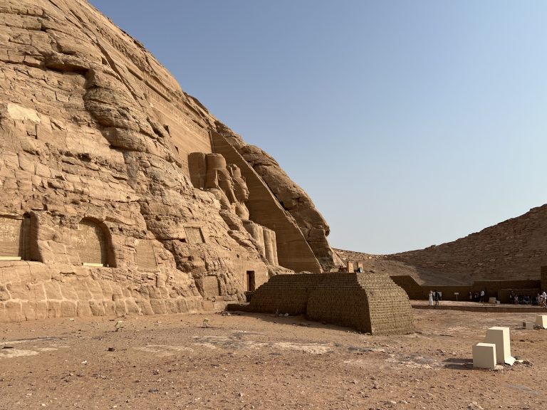 Lateral - Abu Simbel