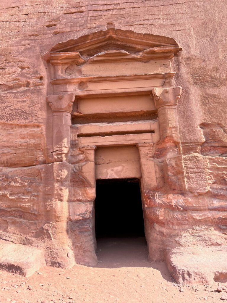 Tumba - Petra