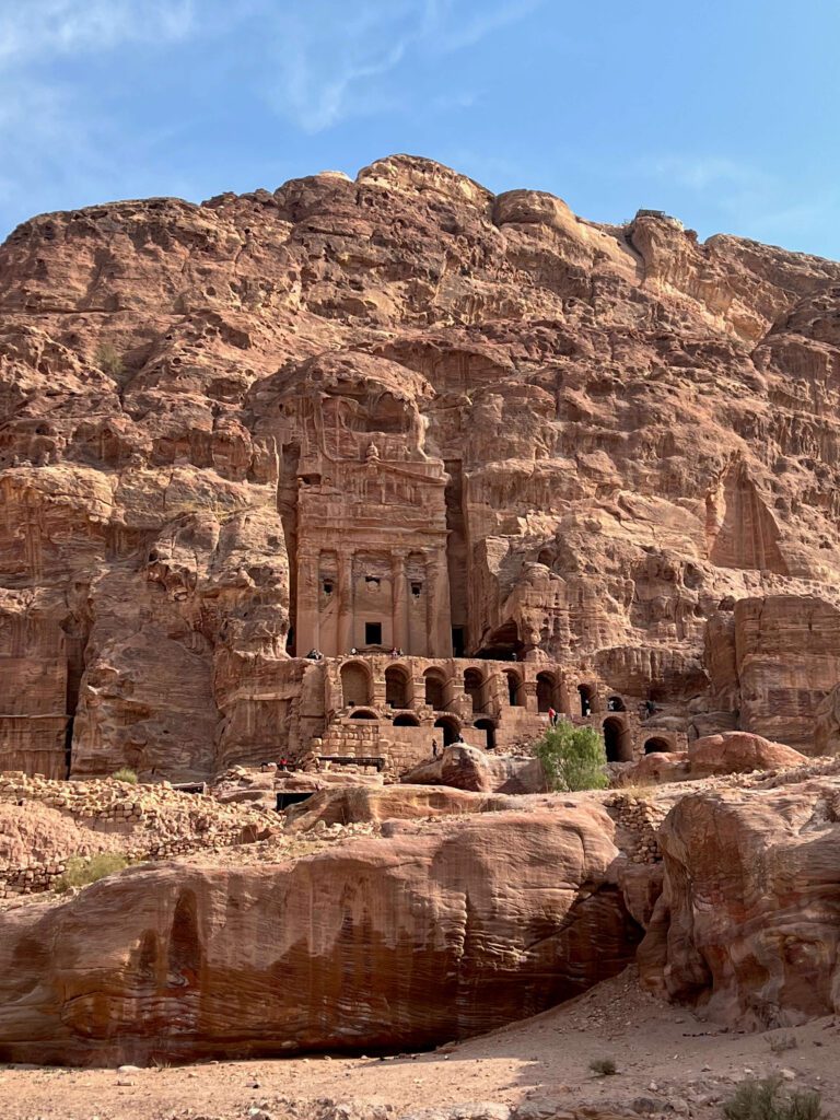 Tumba de la Urna - Petra