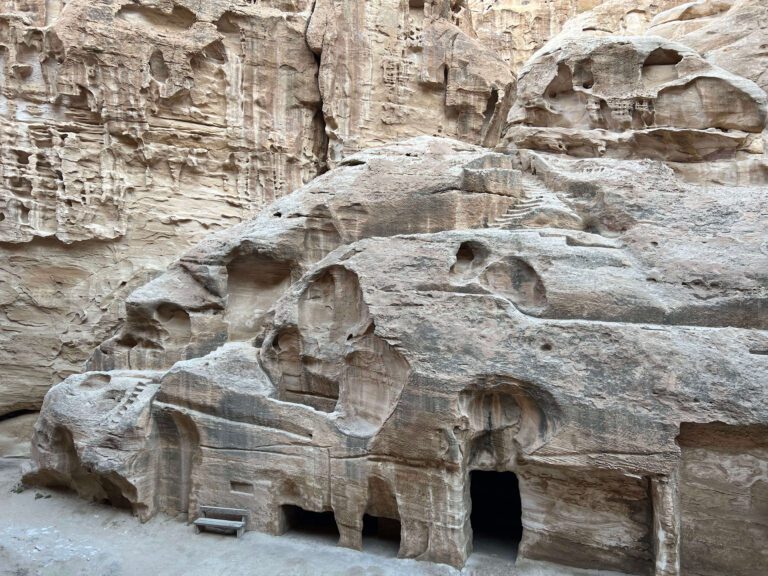 Triclinios - Little Petra
