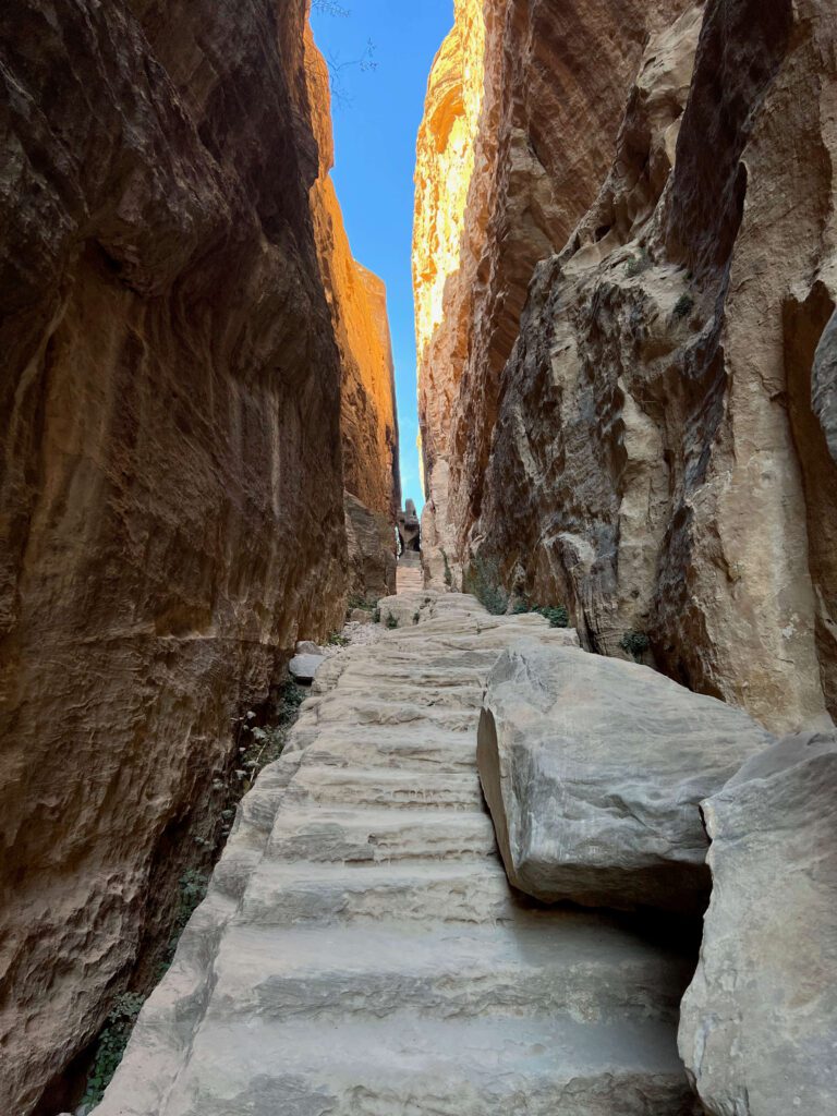 Escaleras - Little Petra