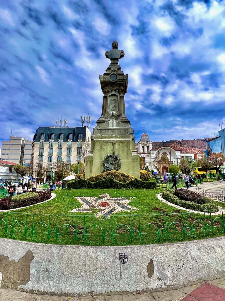 Plaza San Pedro - La Paz