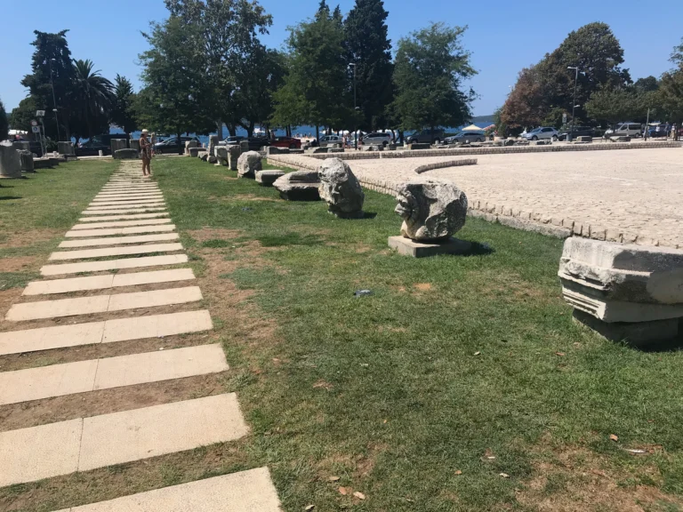 Restos Foro Romano - Zadar