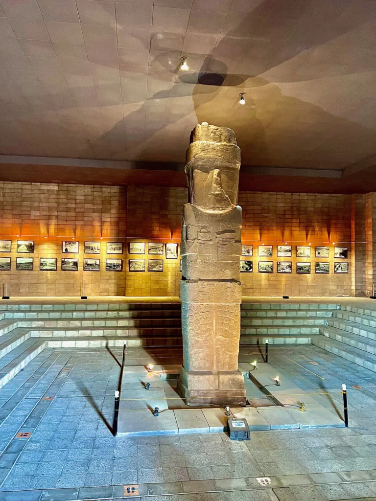 Monolito Pachamama - Tiwanaku