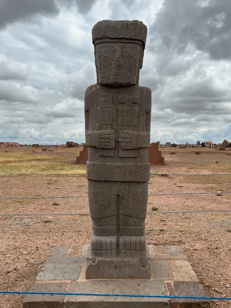 Monolito El Ponce - Tiwanaku