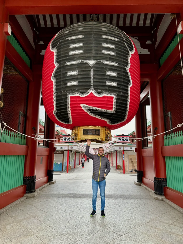 Puerta Kaminarimon