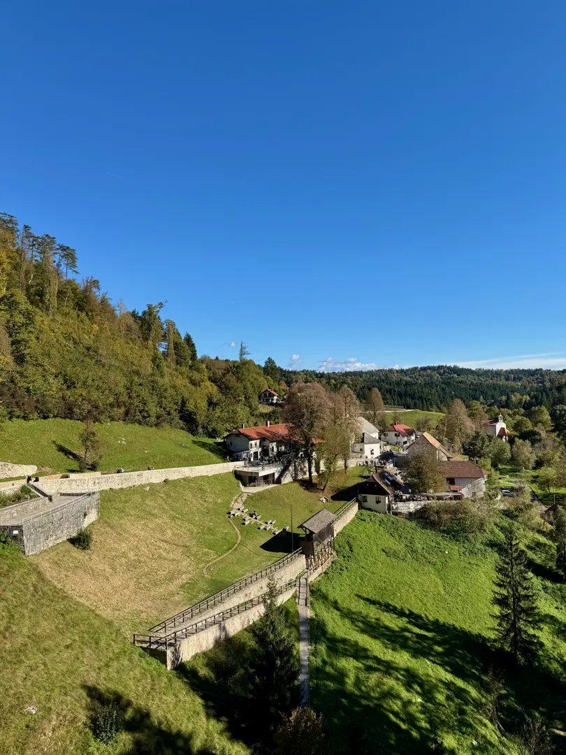 Castillo de Predjama